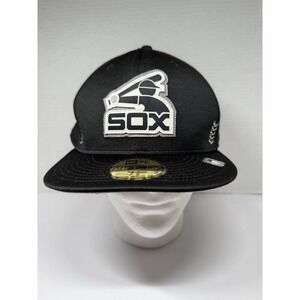 New Era 59FIFTY Chicago White Sox 2024 Clubhouse Black Fitted 7 5/8 Hat